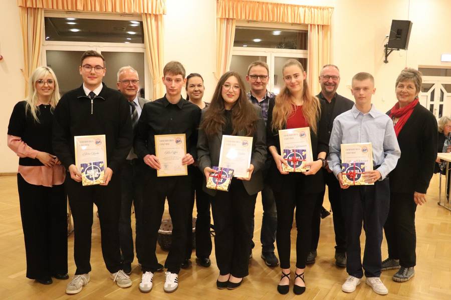 Jugendliche gestalten ihre Stadt aktiv mit.